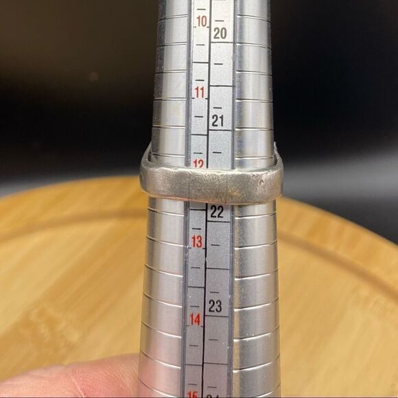 Vintage men’s Effie Calavaza, Zuni Nations Silversmith, heavy size 12 ring - Picture 12 of 12